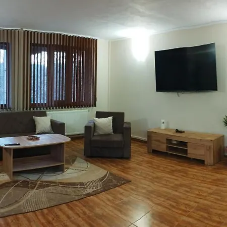 кършеви Holiday home Rebrevtsi